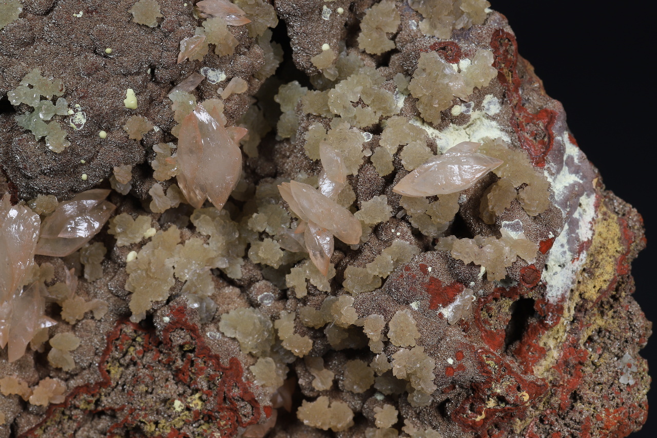 Austinite, calcite - Image 4
