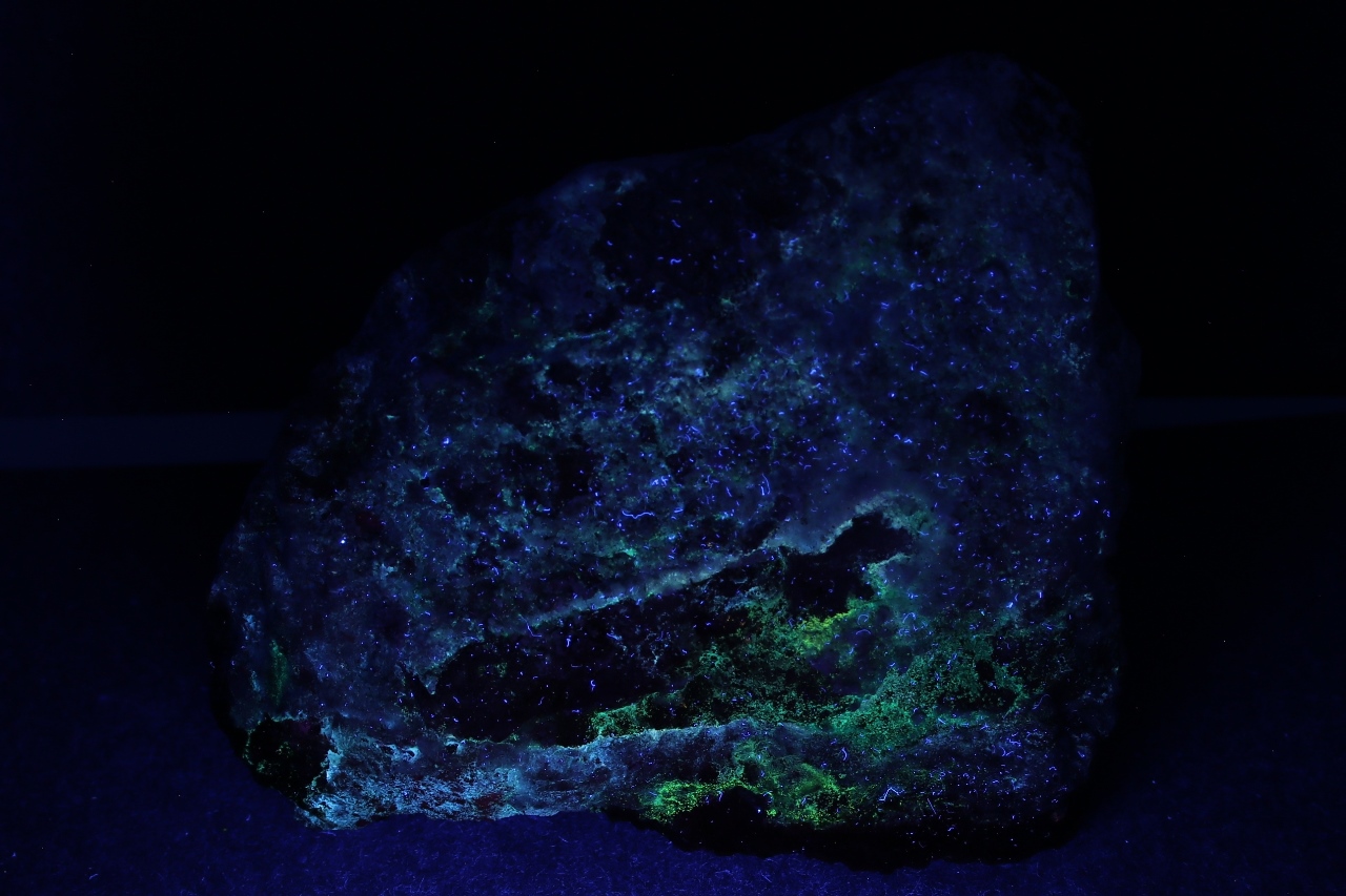 Zunyite - Image 5