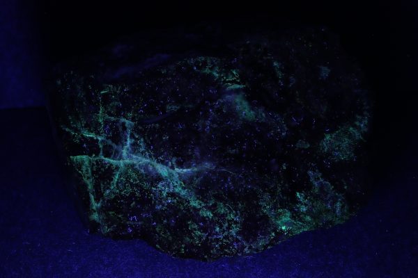 Zunyite - Image 6