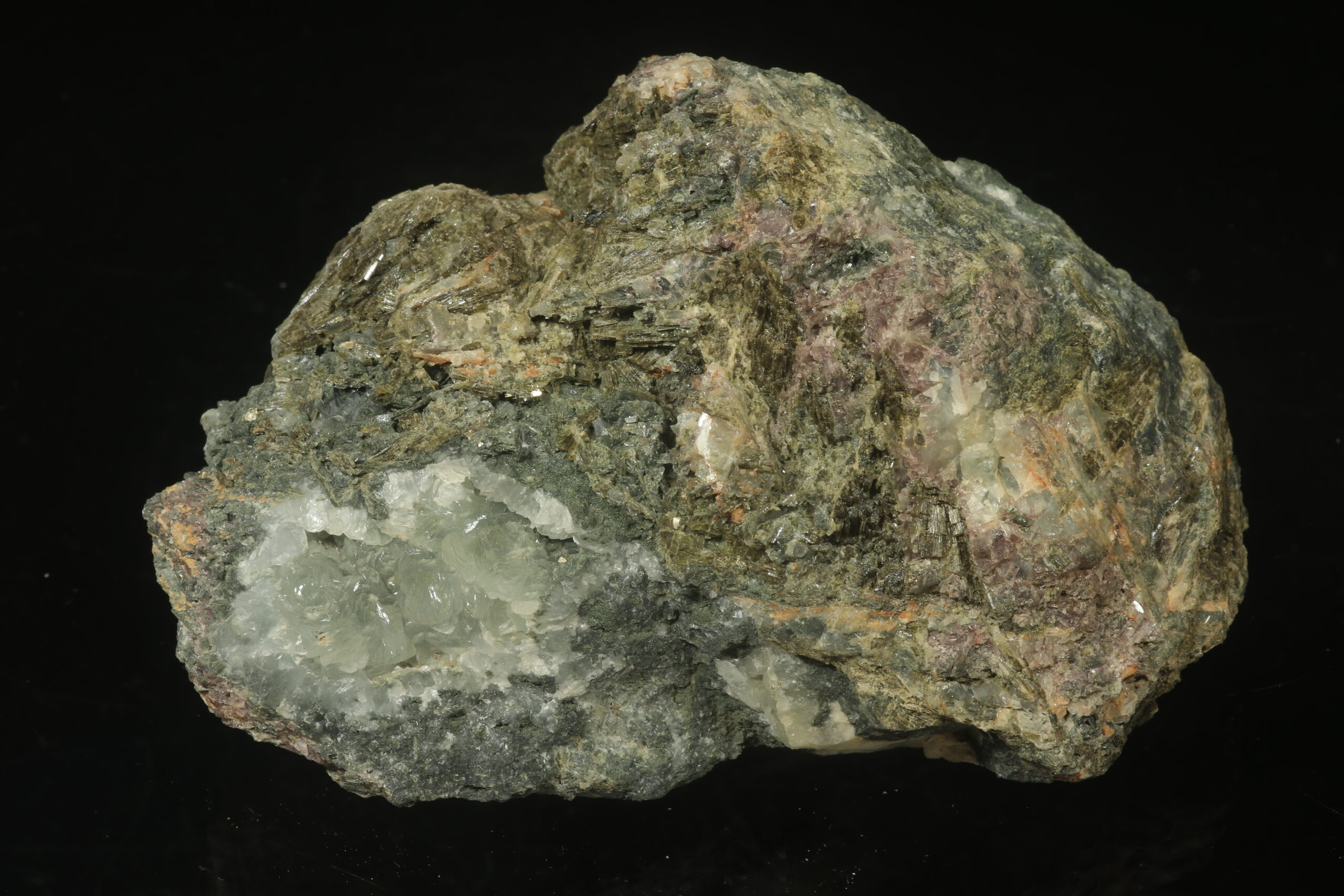 Clinozoisite, prehnite