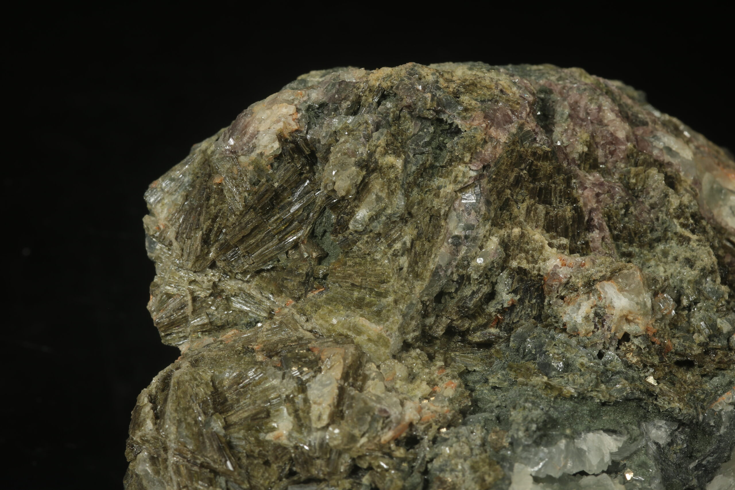 Clinozoisite, prehnite - Image 4