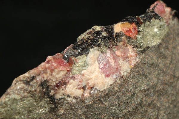 Rhodonite - Image 5