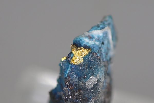 Gold, shattuckite - Image 6