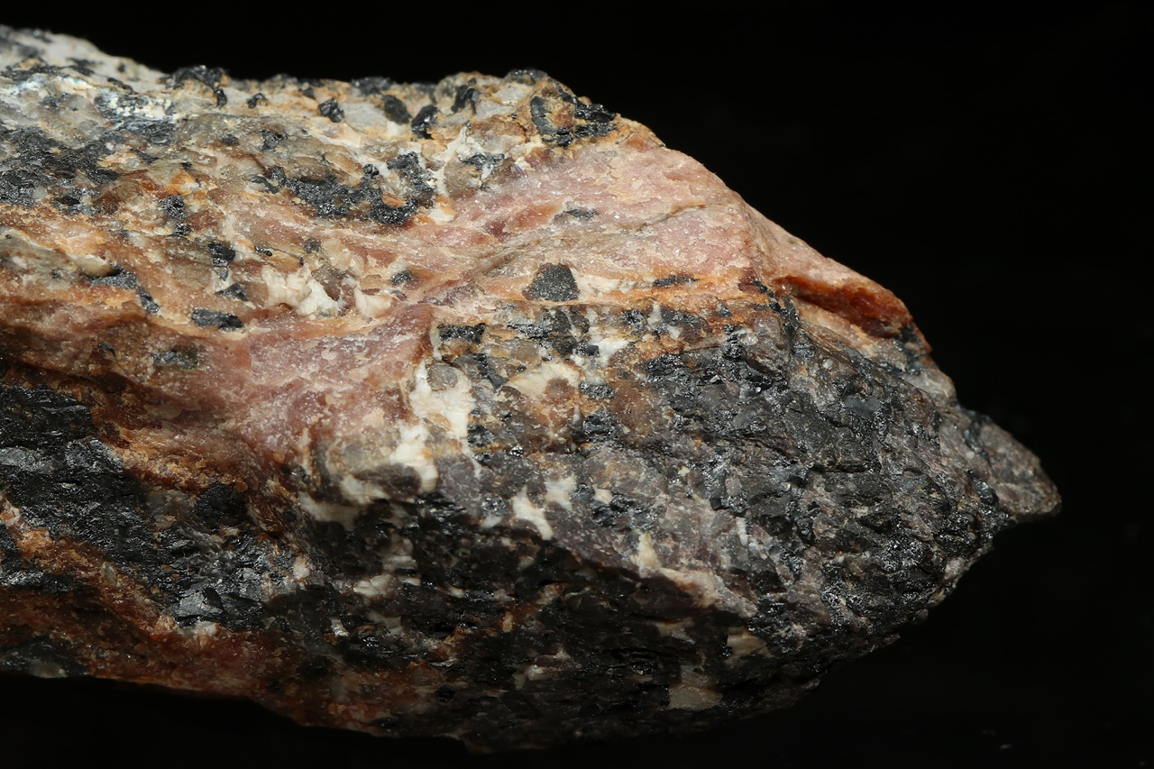 Bustamite, friedelite, willemite, franklinite - Image 5