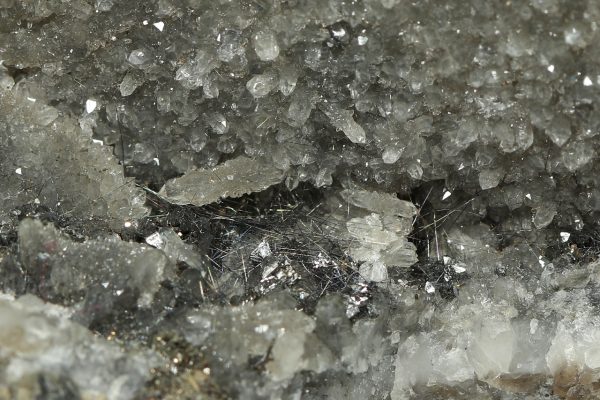 Quartz, boulangerite, siderite, tetrahedrite - Image 11