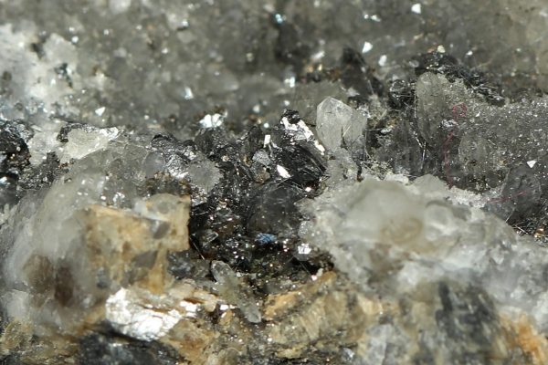Quartz, boulangerite, siderite, tetrahedrite - Image 12