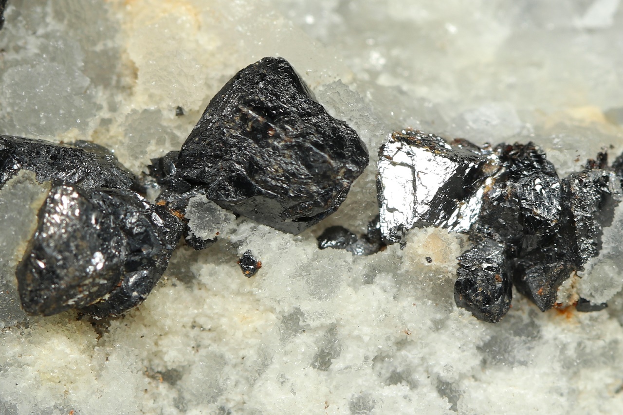 Sphalerite - Image 11