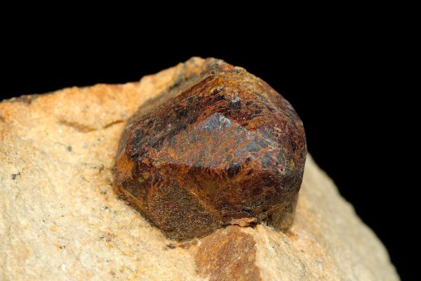 Garnet - Image 5