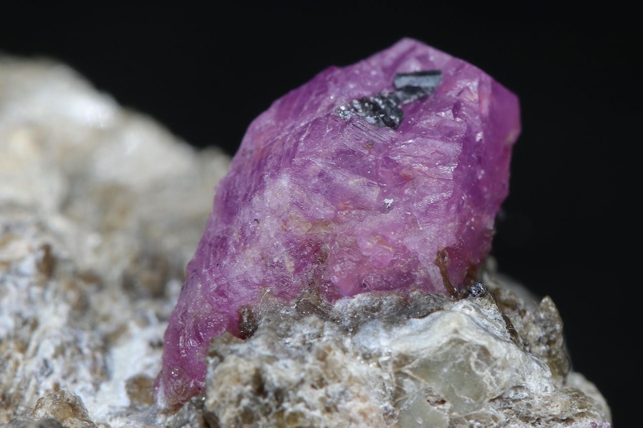 Ruby, pargasite