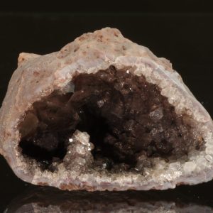 Quartz geode, limonite