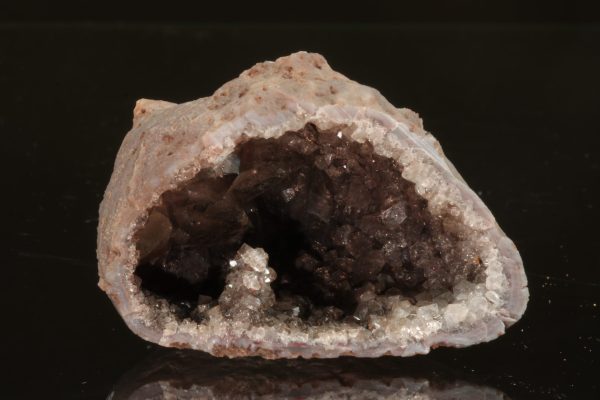 Quartz geode, limonite