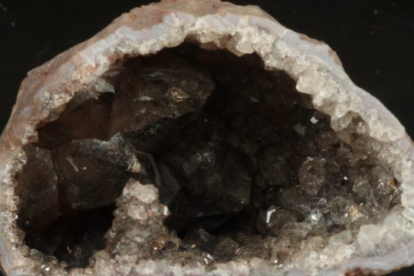 Quartz geode, limonite - Image 4