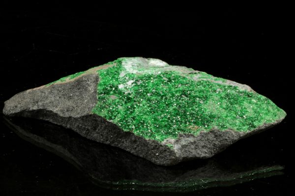 Uvarovite - Image 2