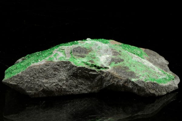 Uvarovite - Image 6