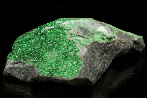 Uvarovite - Image 7