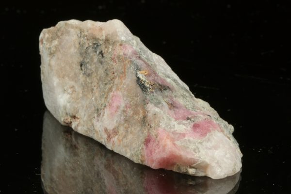 Tugtupite - Image 3