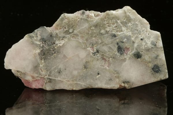 Tugtupite - Image 8