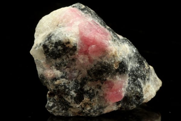 Tugtupite - Image 4