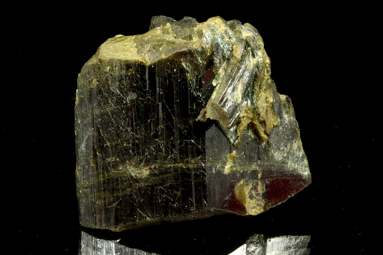 Epidote - Image 3