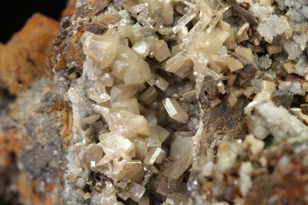 Wulfenite - Image 11