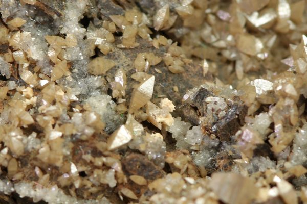 Wulfenite - Image 15