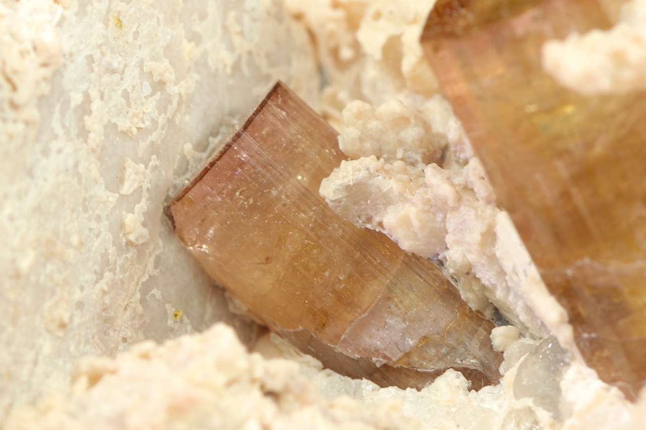 Tourmaline - Image 10