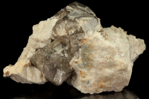 Topaz, albite, limonite - Image 12