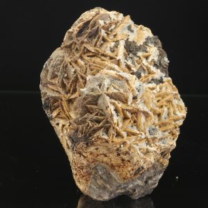 Siderite, sphalerite, quartz