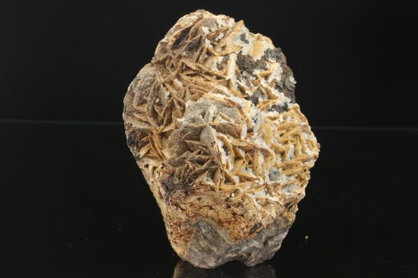 Siderite, sphalerite, quartz