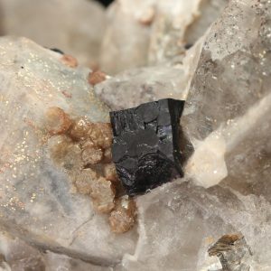 Scheelite, fluorite