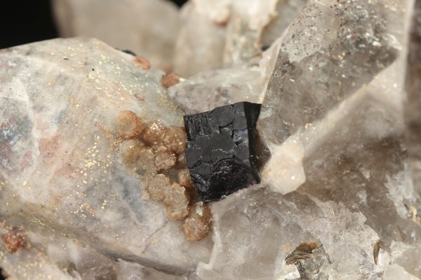 Scheelite, fluorite