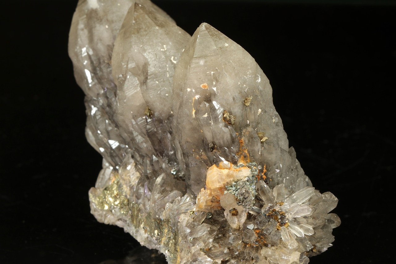 Chalcopyrite - Image 12