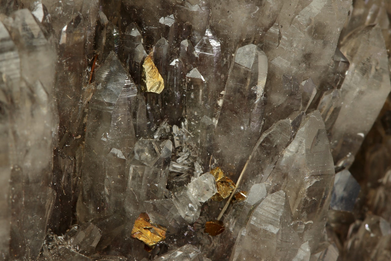 Chalcopyrite - Image 3