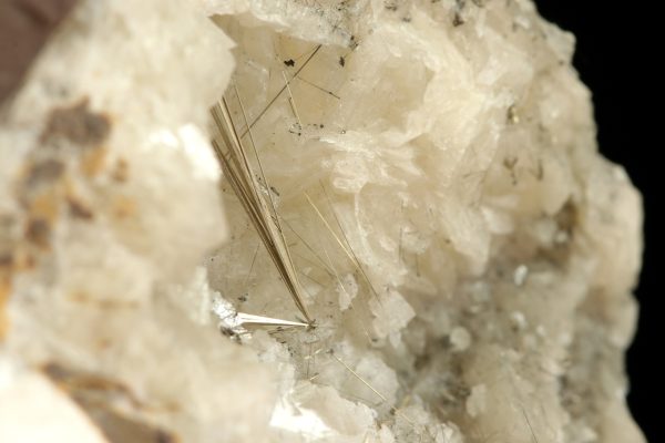 Millerite, dolomite