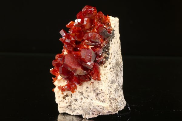 Vanadinite - Image 4