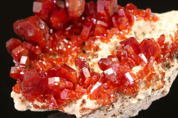 Vanadinite - Image 12