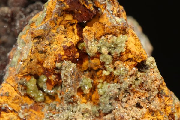 Pyromorphite, rock crystal - Image 6