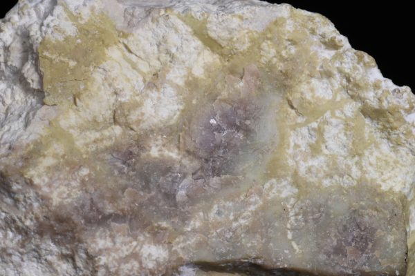 Diaspore, zunyite - Image 3