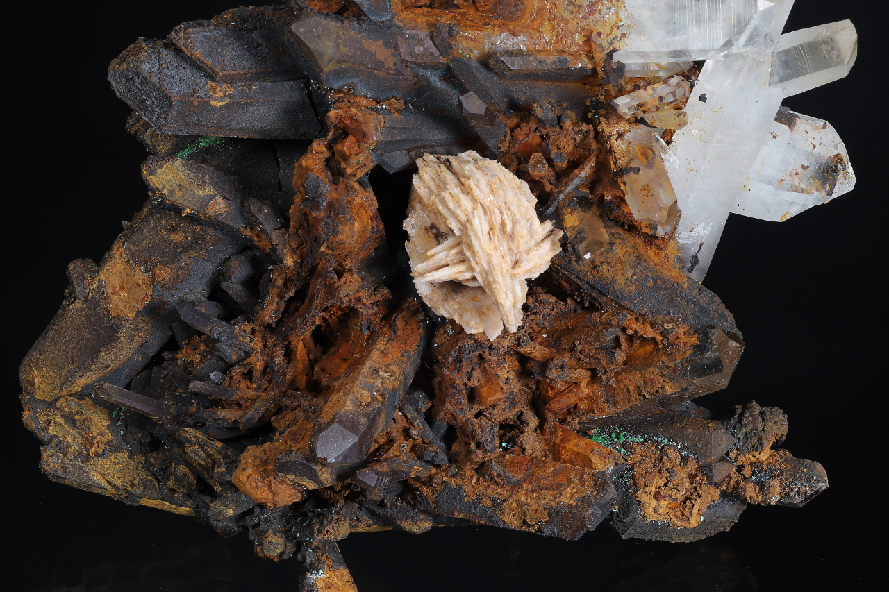 Rock crystal, baryte - Image 3