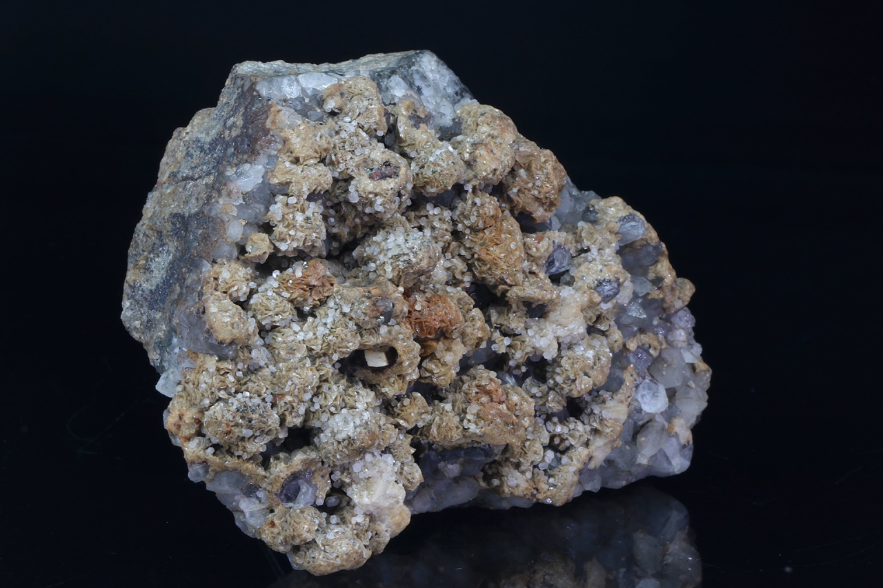 Dolomite, quartz - Image 2