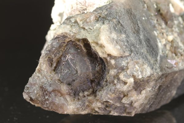 Smoky quartz - Image 9