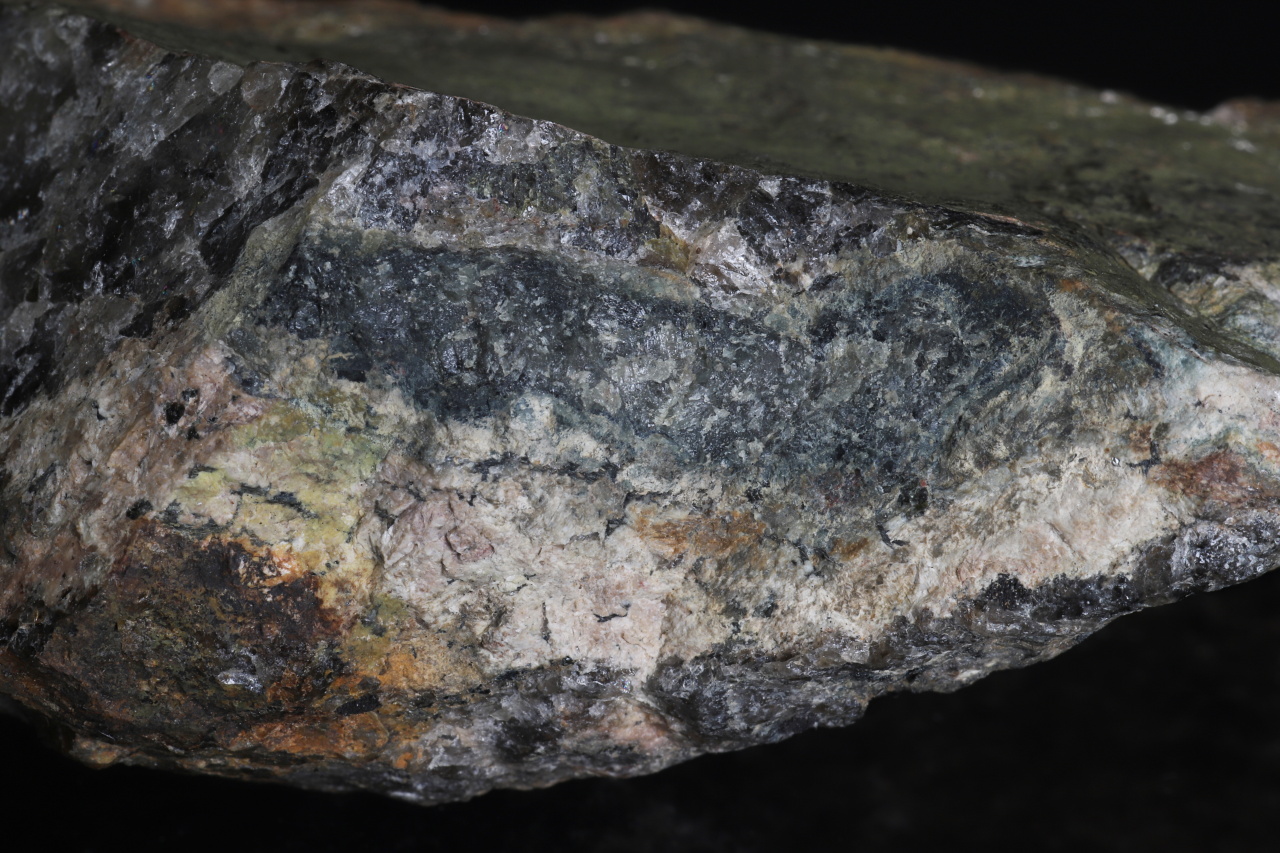 Messelite, mitridatite, triphylite