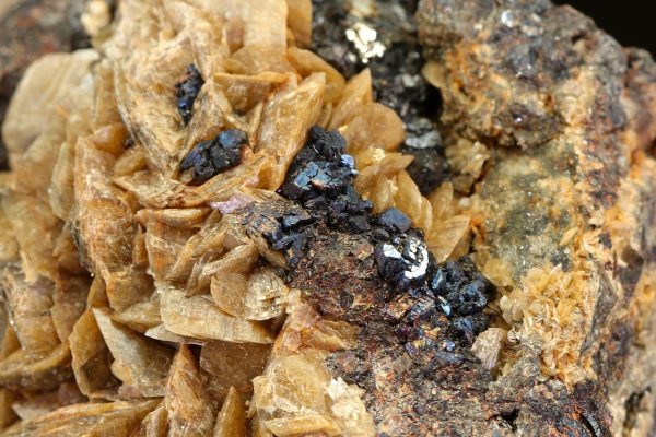 Siderite, sphalerite - Image 4