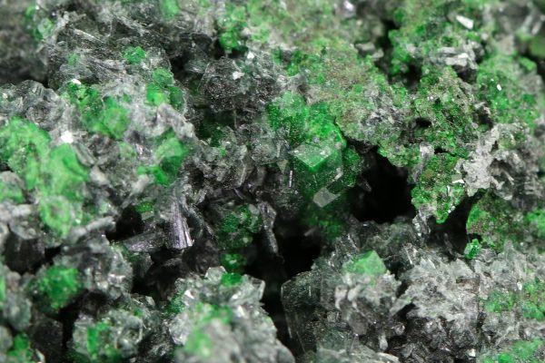 Uvarovite, clinochlore - Image 6