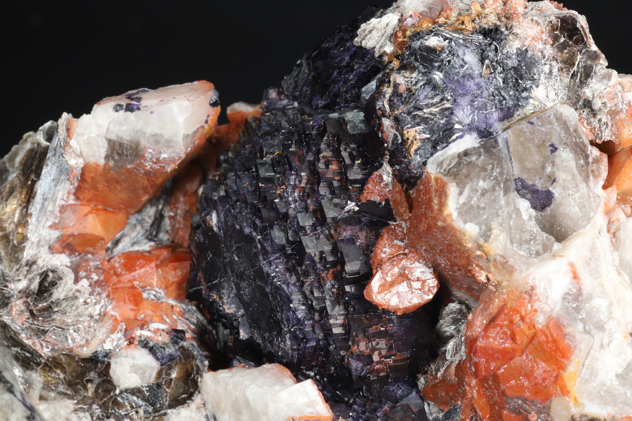 Fluorite, quartz, zinnwaldite - Image 7
