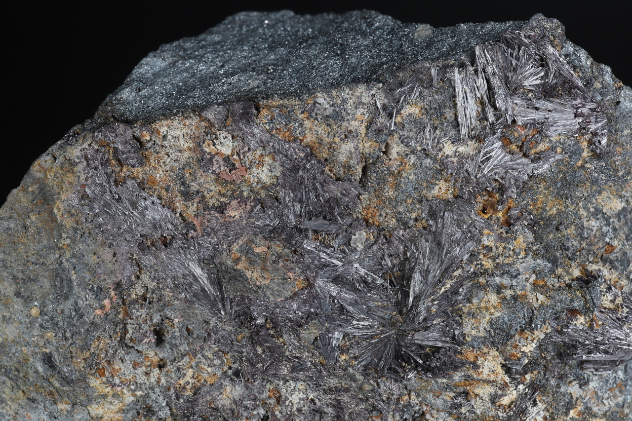 Kermesite, stibnite - Image 8