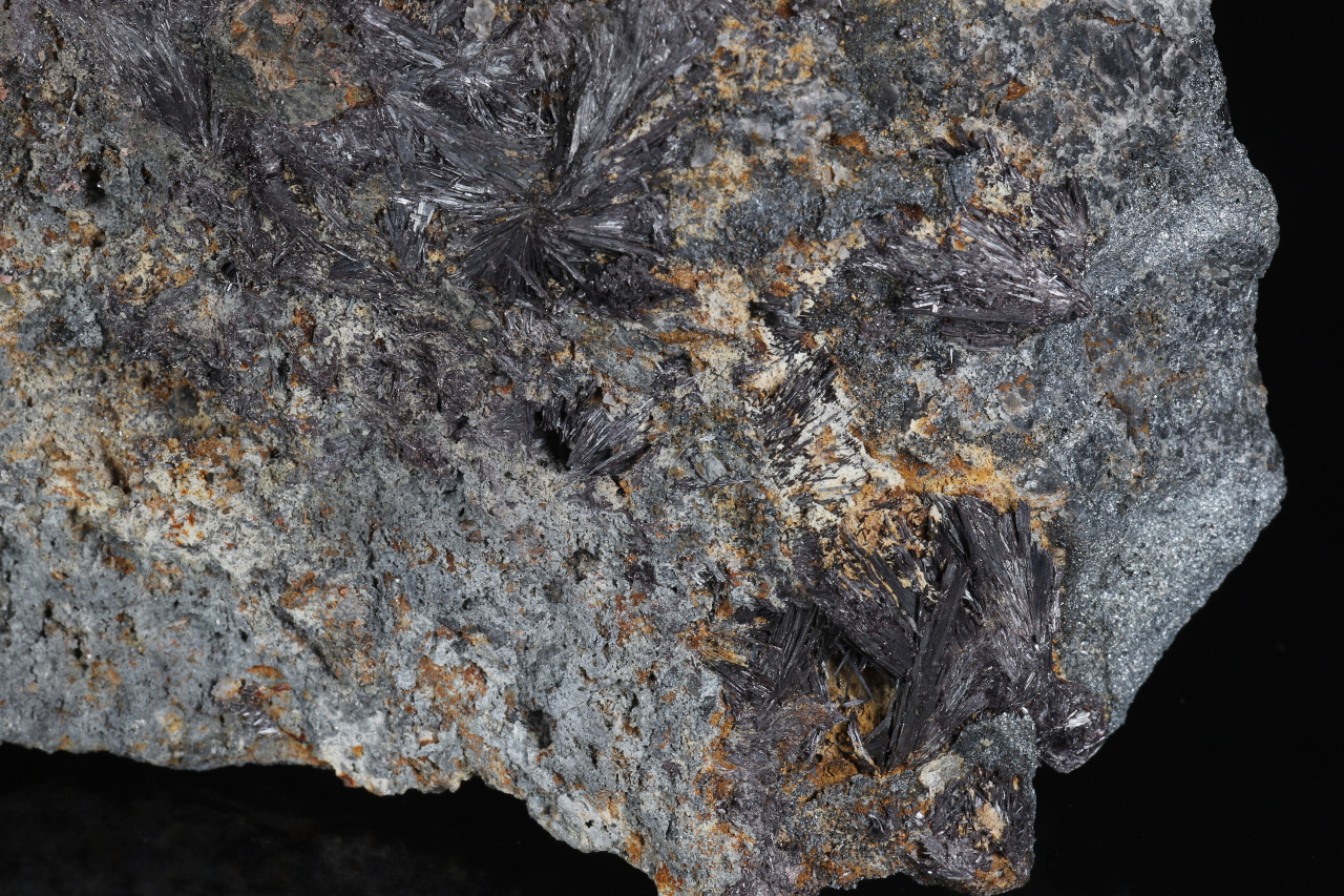Kermesite, stibnite - Image 7