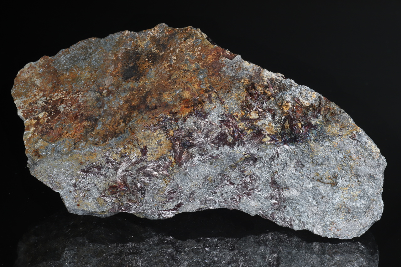 Kermesite, stibnite - Image 6
