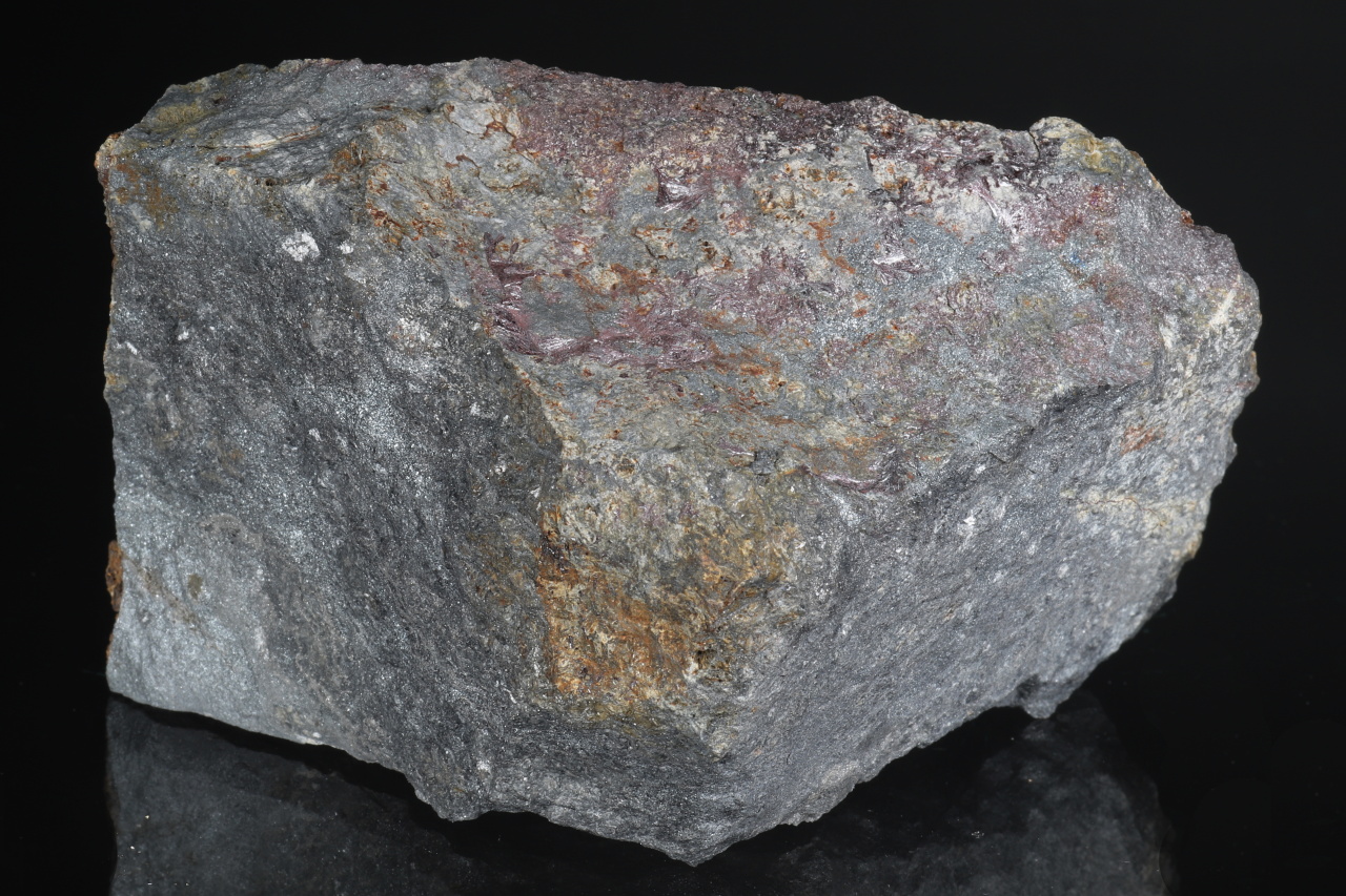 Kermesite, stibnite - Image 6