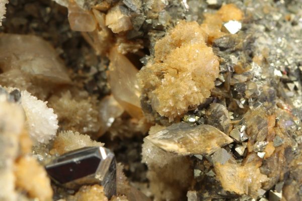 Bournonite, siderite, calcite - Image 10